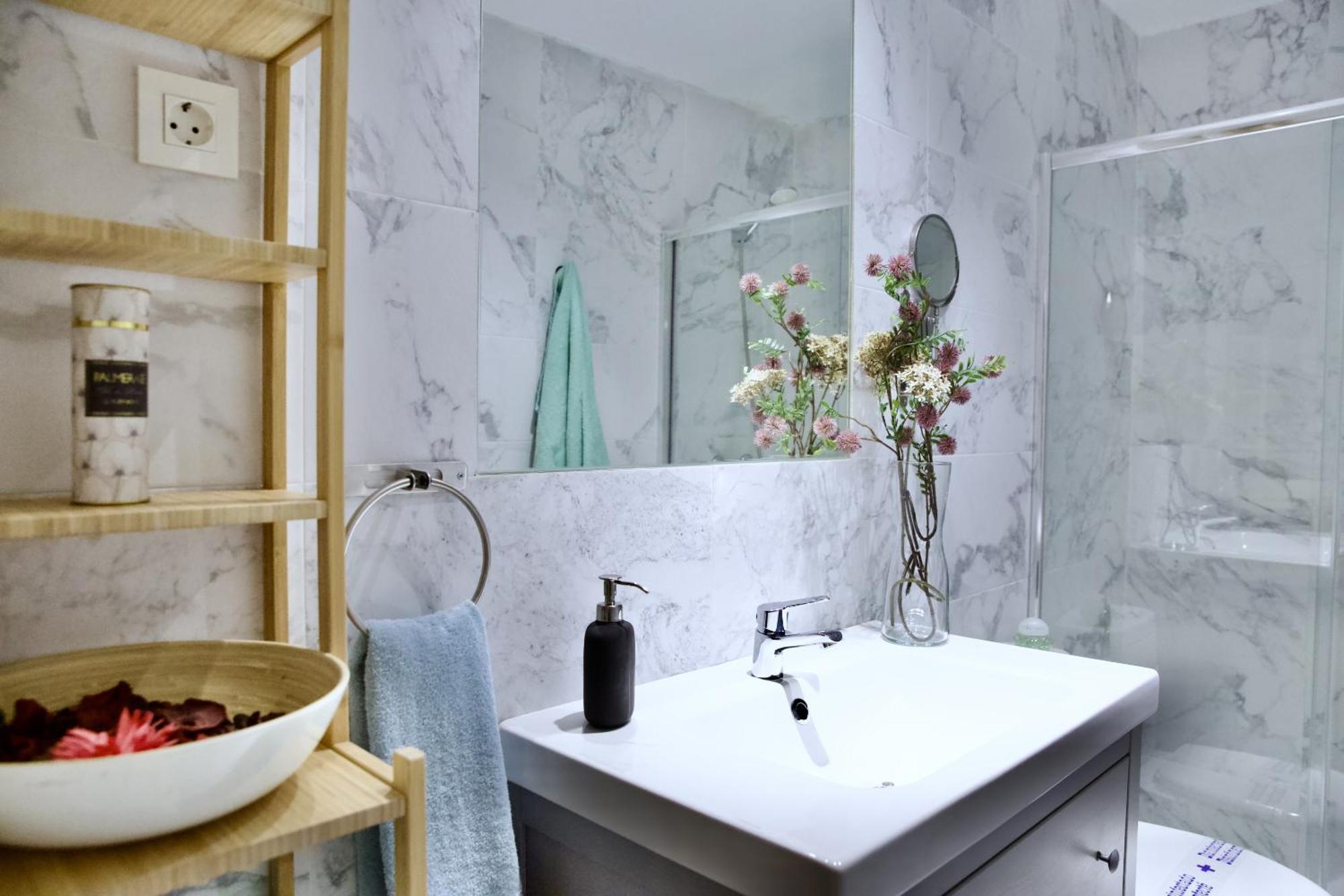 Dplace To Be - Exclusive Apartments In Historic Center Μαδρίτη Δωμάτιο φωτογραφία
