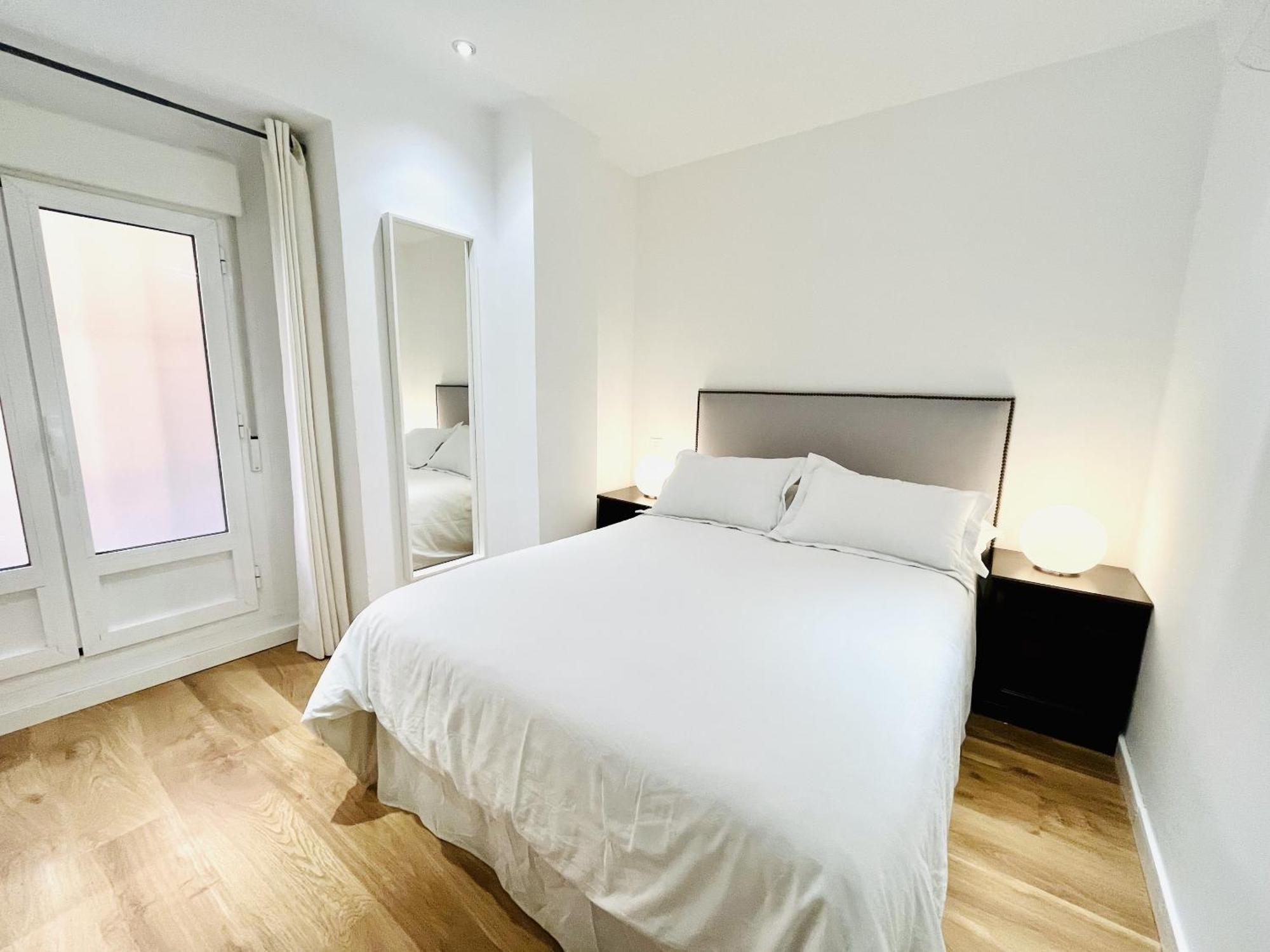 Dplace To Be - Exclusive Apartments In Historic Center Μαδρίτη Δωμάτιο φωτογραφία
