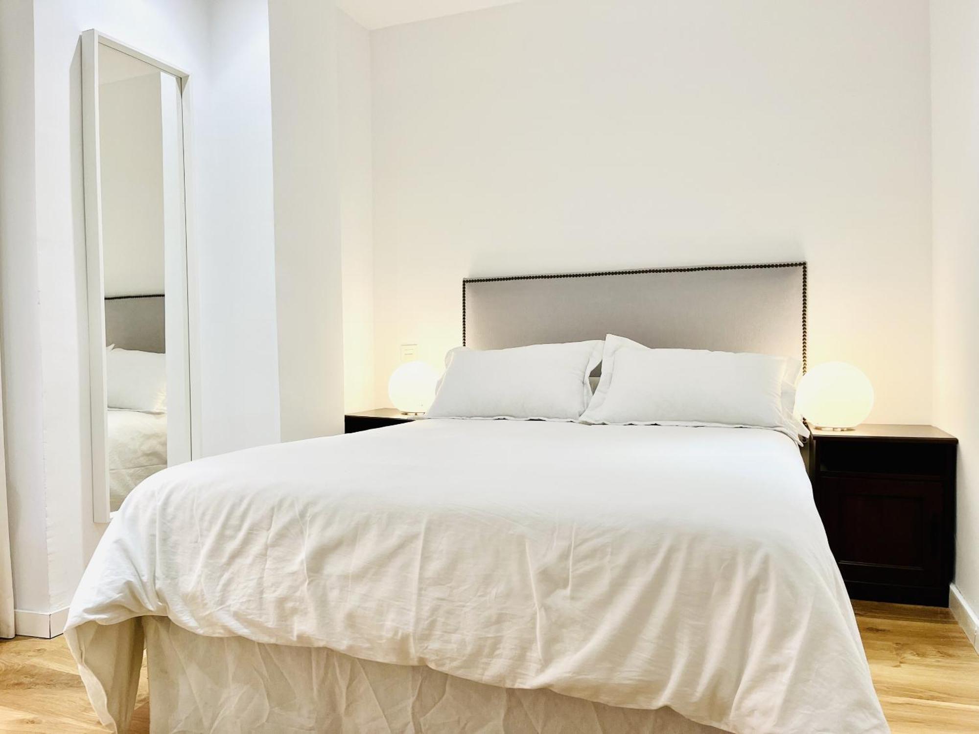 Dplace To Be - Exclusive Apartments In Historic Center Μαδρίτη Δωμάτιο φωτογραφία