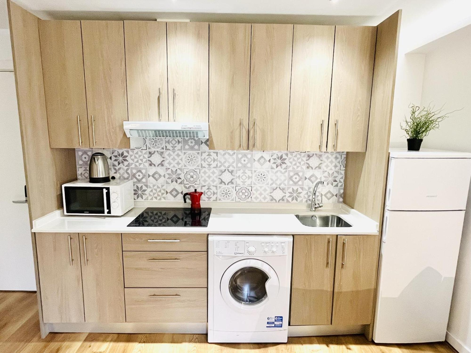 Dplace To Be - Exclusive Apartments In Historic Center Μαδρίτη Δωμάτιο φωτογραφία