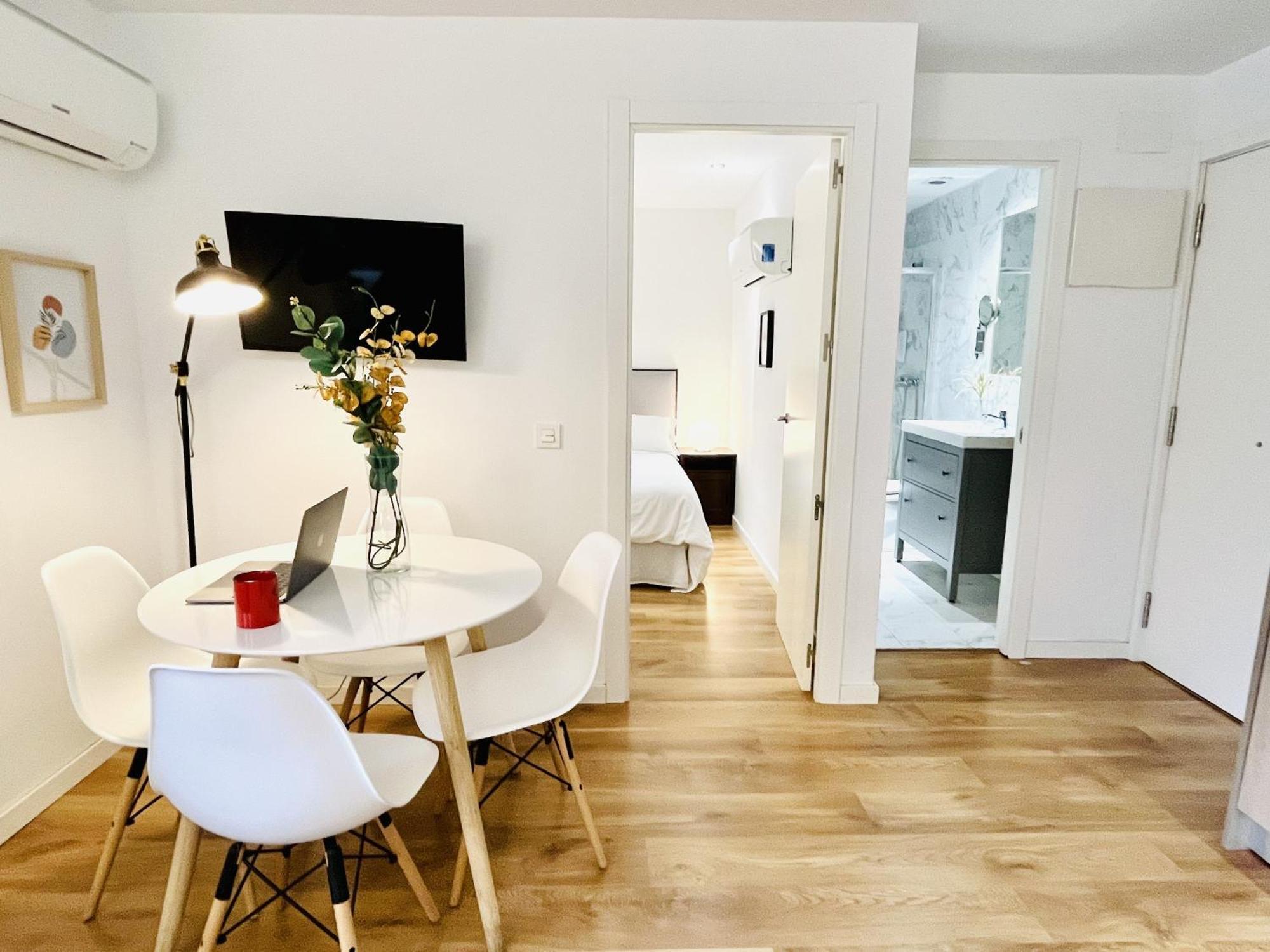 Dplace To Be - Exclusive Apartments In Historic Center Μαδρίτη Δωμάτιο φωτογραφία